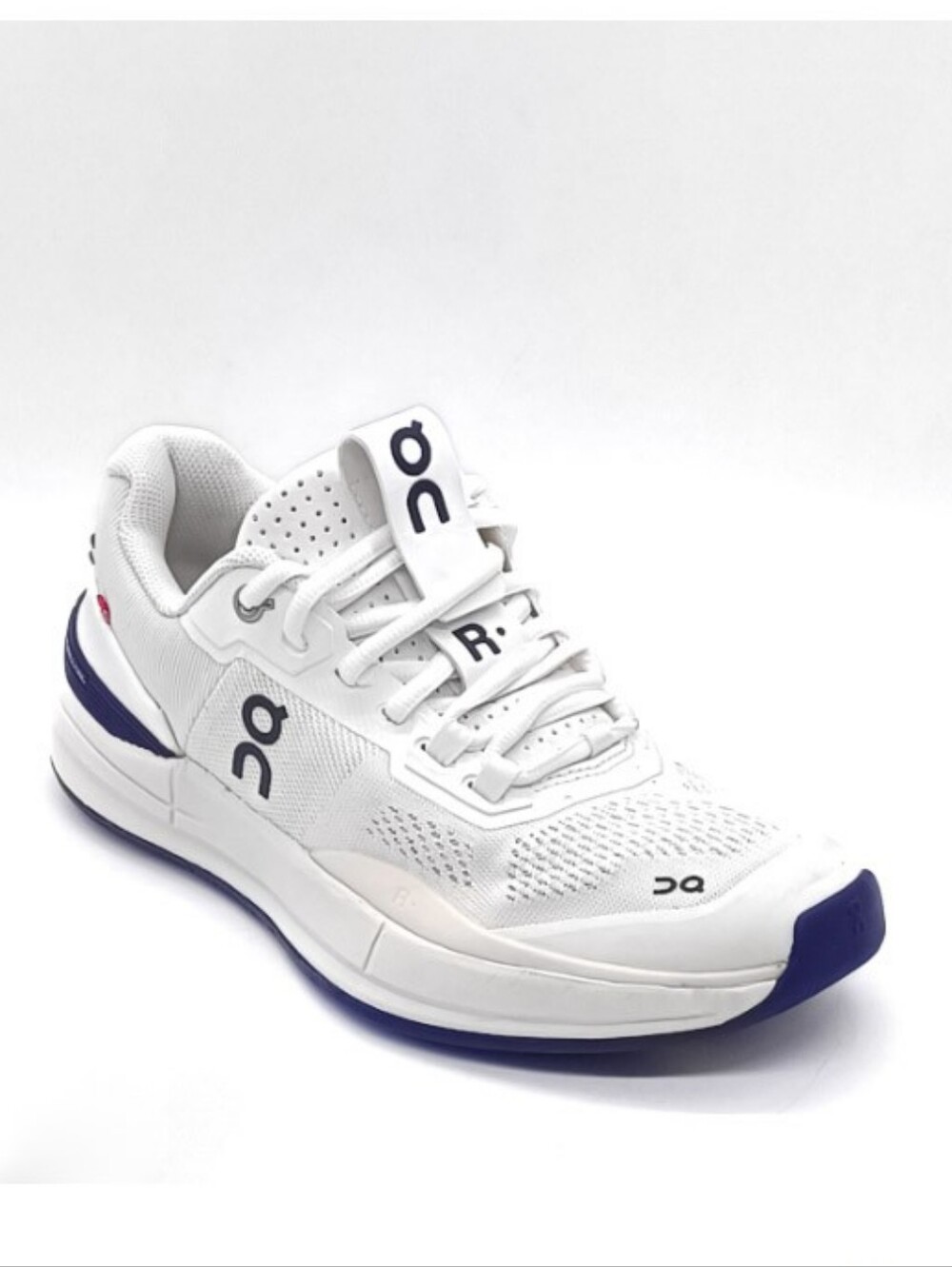 New Women's On The Roger Cloud Pro Comfort White / Indigo Running Shoes 7.5 Wide